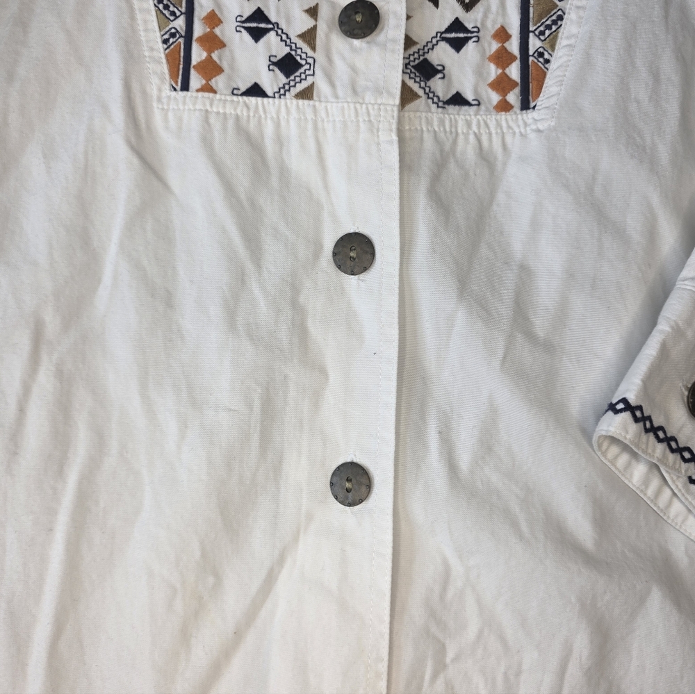 Women's Vintage Western Style Embroidered Button Down Shirt Size Medium - Picture 4 of 11